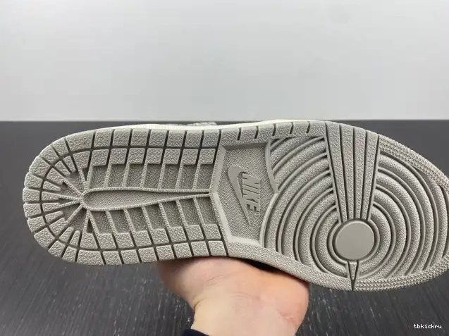 Reps TBK White Air Cement High Jordan 1 OG DZ5485-052 0529